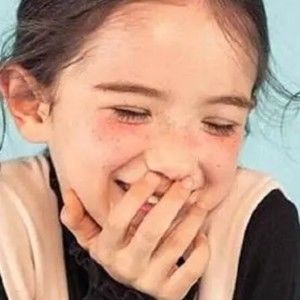 Meet your Posher, Maxwell